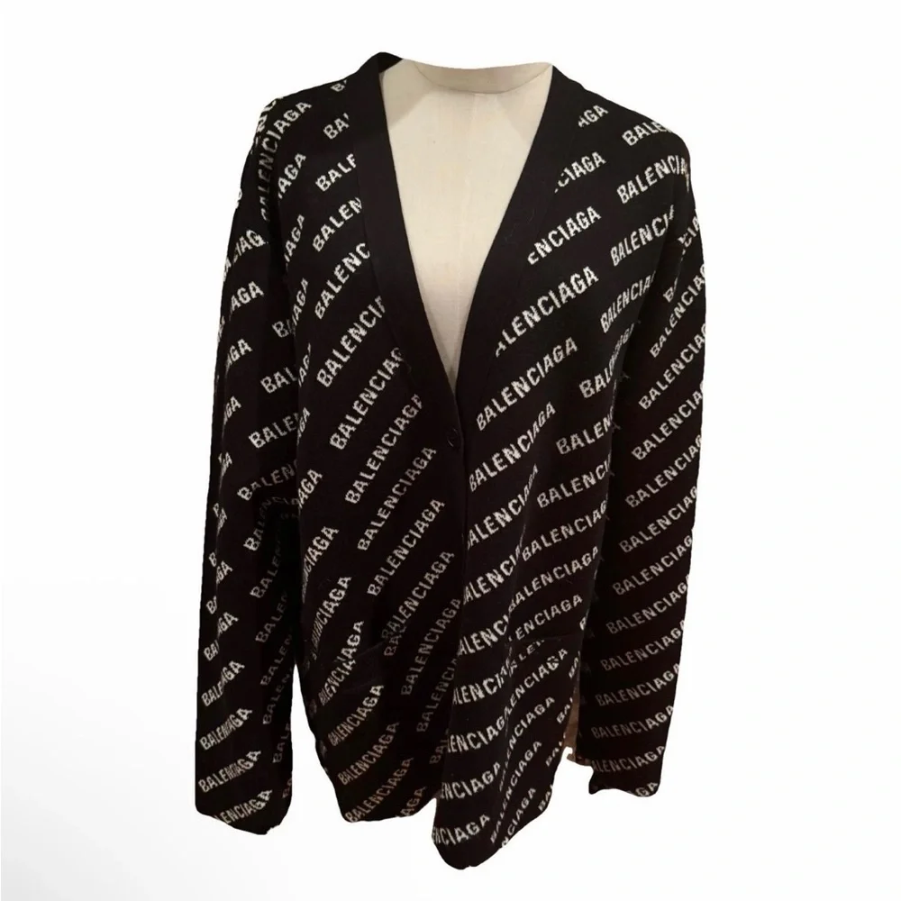 BALENCIAGA Logo Cardigan - Picture 2 of 9